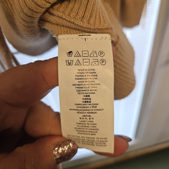 Michael Kors Tan Oversized Cable Knit Poncho with Dramatic Cowl Neck XL - Picture 7 of 7